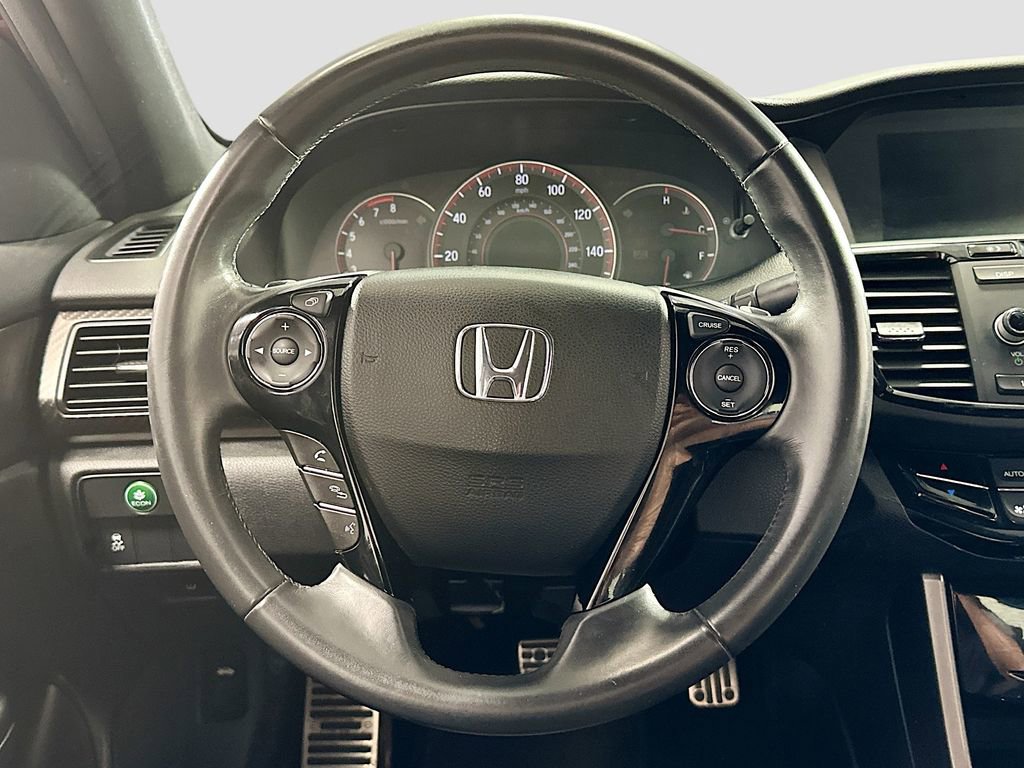 Used 2016 Honda Accord Sport image 12