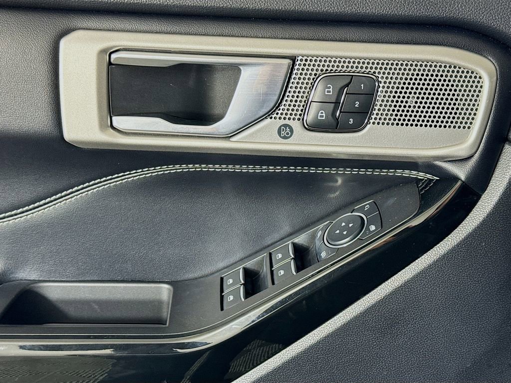 Used 2022 Ford Explorer ST w/ Equipment Group 401A image 18