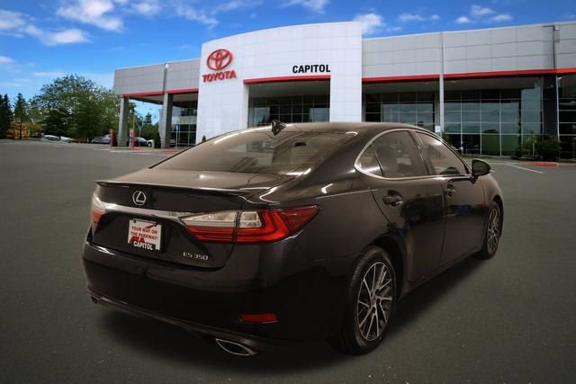Used 2016 Lexus ES 350 w/ Navigation System Package FWD image 3