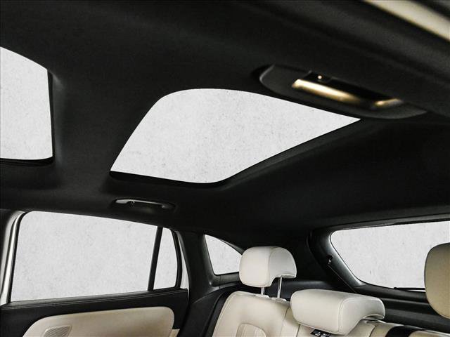 New 2026 Mercedes-Benz GLA 250 4MATIC image 21