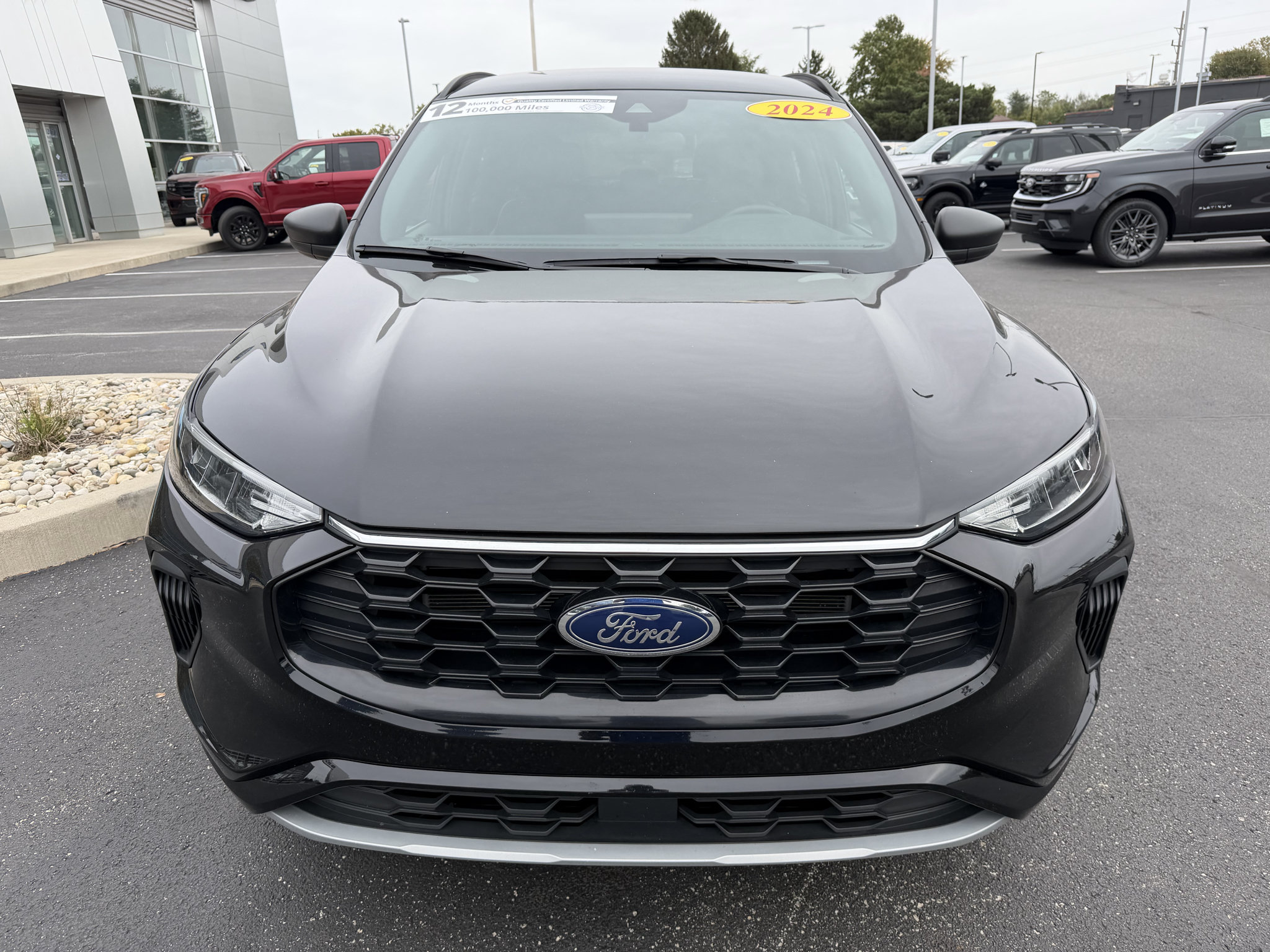 Used 2024 Ford Escape ST-Line w/ Tech Pack #1 AWD/4WD image 3