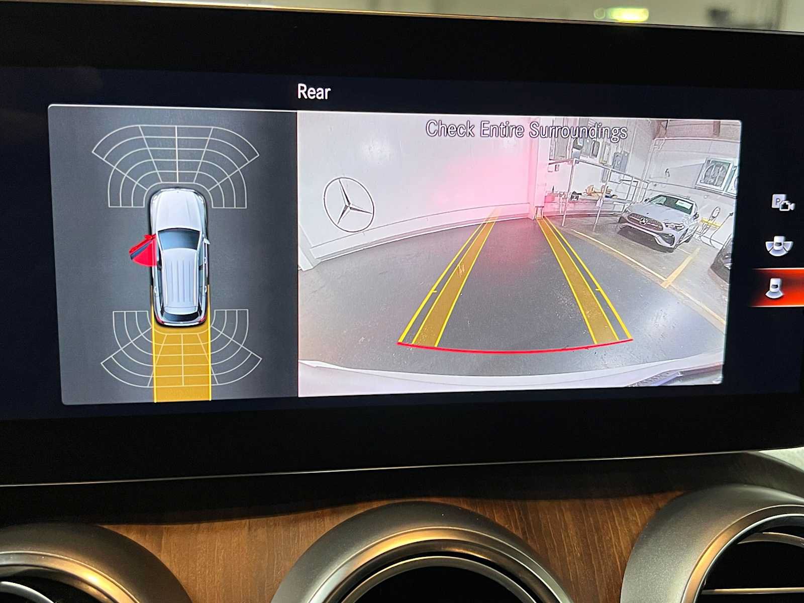 Used 2022 Mercedes-Benz GLC 300 4MATIC image 38