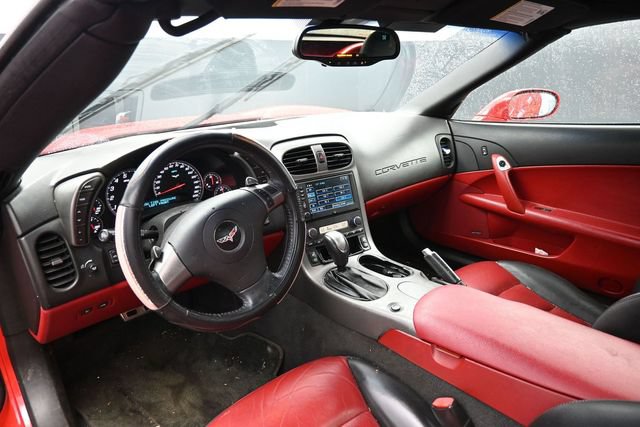 Used 2007 Chevrolet Corvette Convertible w/ Preferred Equipment Group RWD image 13