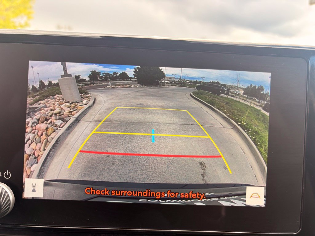 Used 2025 Toyota RAV4 XLE AWD/4WD image 15