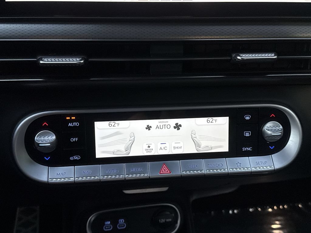 Used 2023 Genesis GV60 Performance AWD/4WD image 17