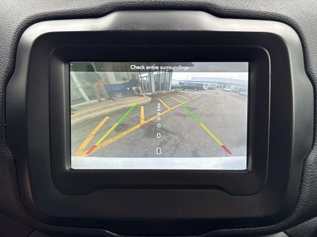 Used 2018 Jeep Renegade Trailhawk w/ Safety & Security Group AWD/4WD image 27