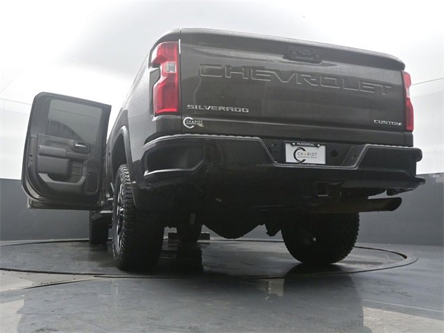 Used 2020 Chevrolet Silverado 2500 Custom w/ Custom Value Package image 60