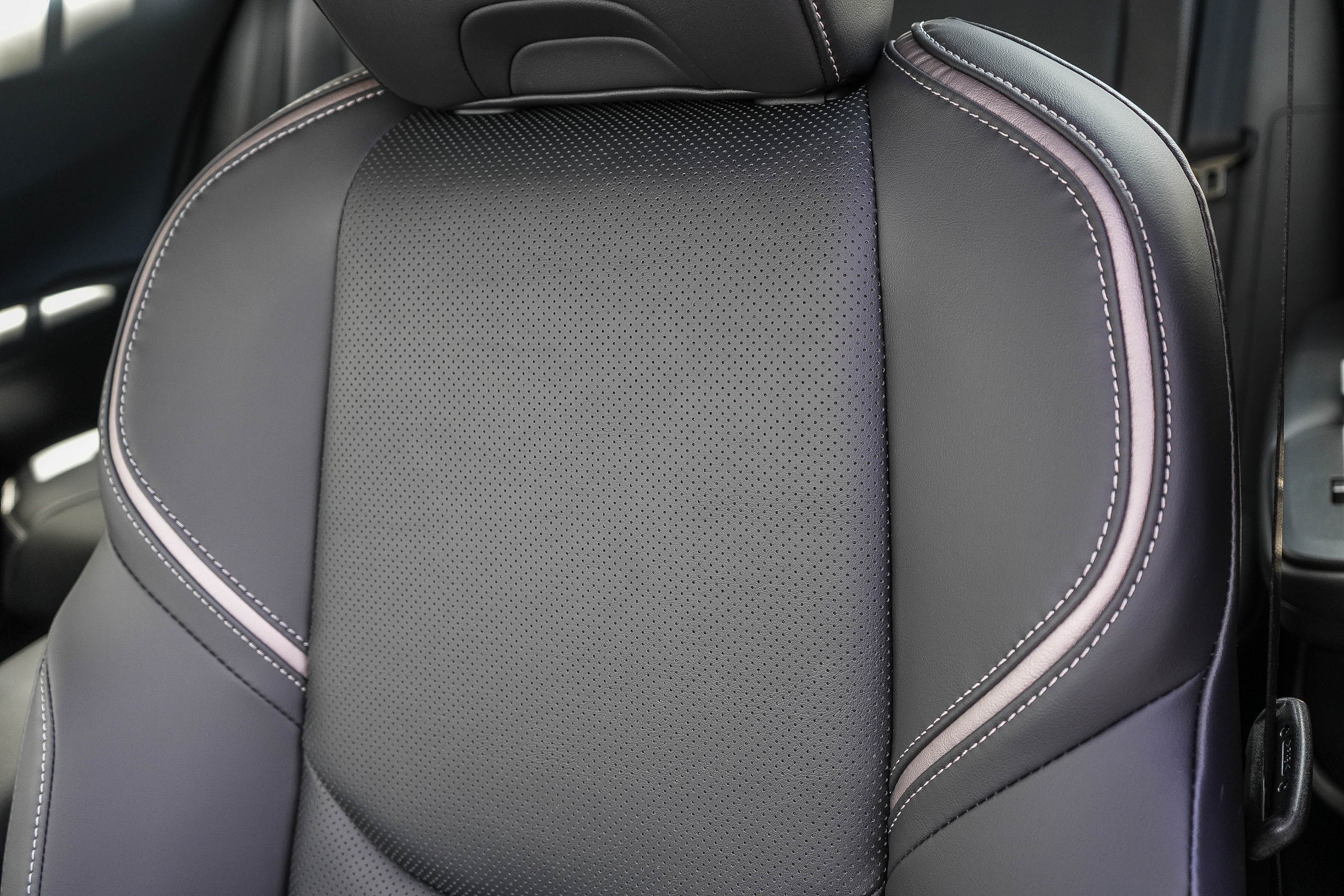 New 2027 Toyota Prius XLE FWD image 28