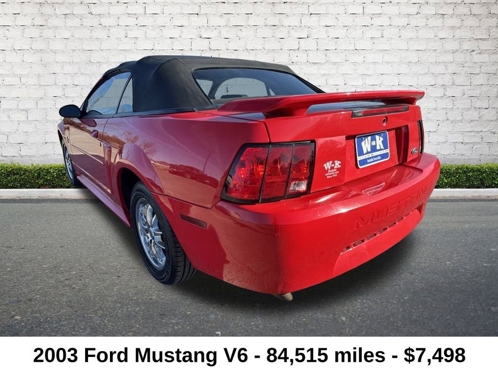 Used 2003 Ford Mustang Convertible image 5