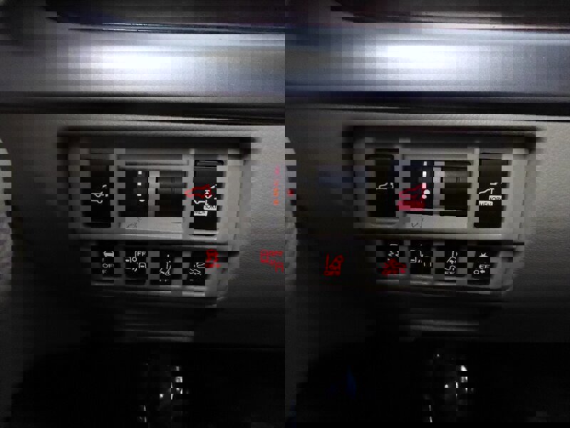 Used 2019 Subaru Outback 2.5i Limited w/ Popular Package #2 image 18