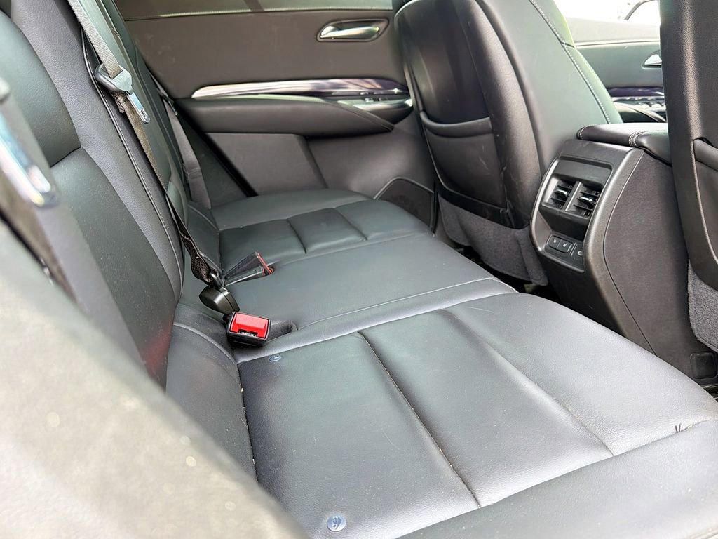 Used 2023 Cadillac XT4 Luxury image 23