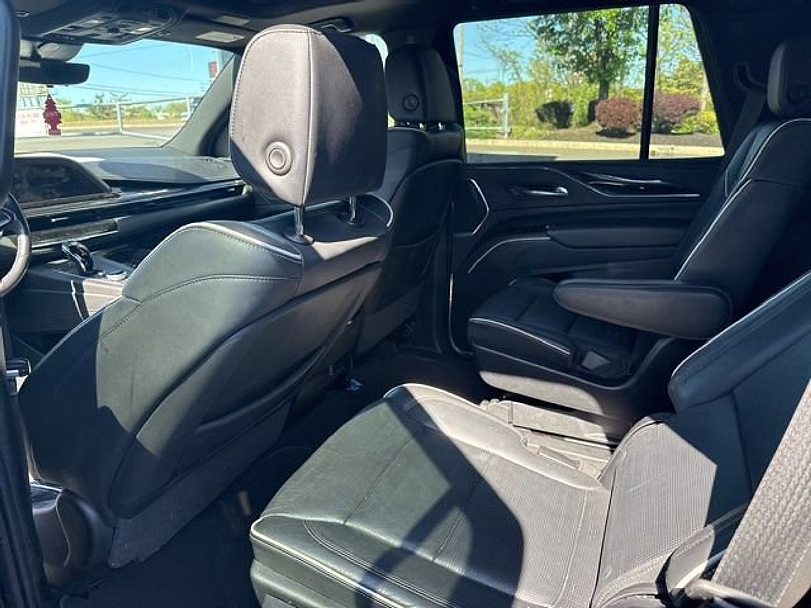 Used 2021 Cadillac Escalade Sport AWD/4WD image 8