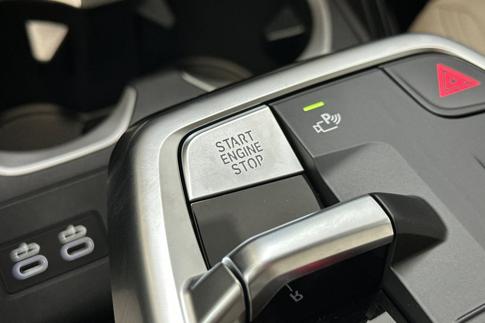 Used 2025 BMW X1 xDrive28i w/ Technology Package image 29