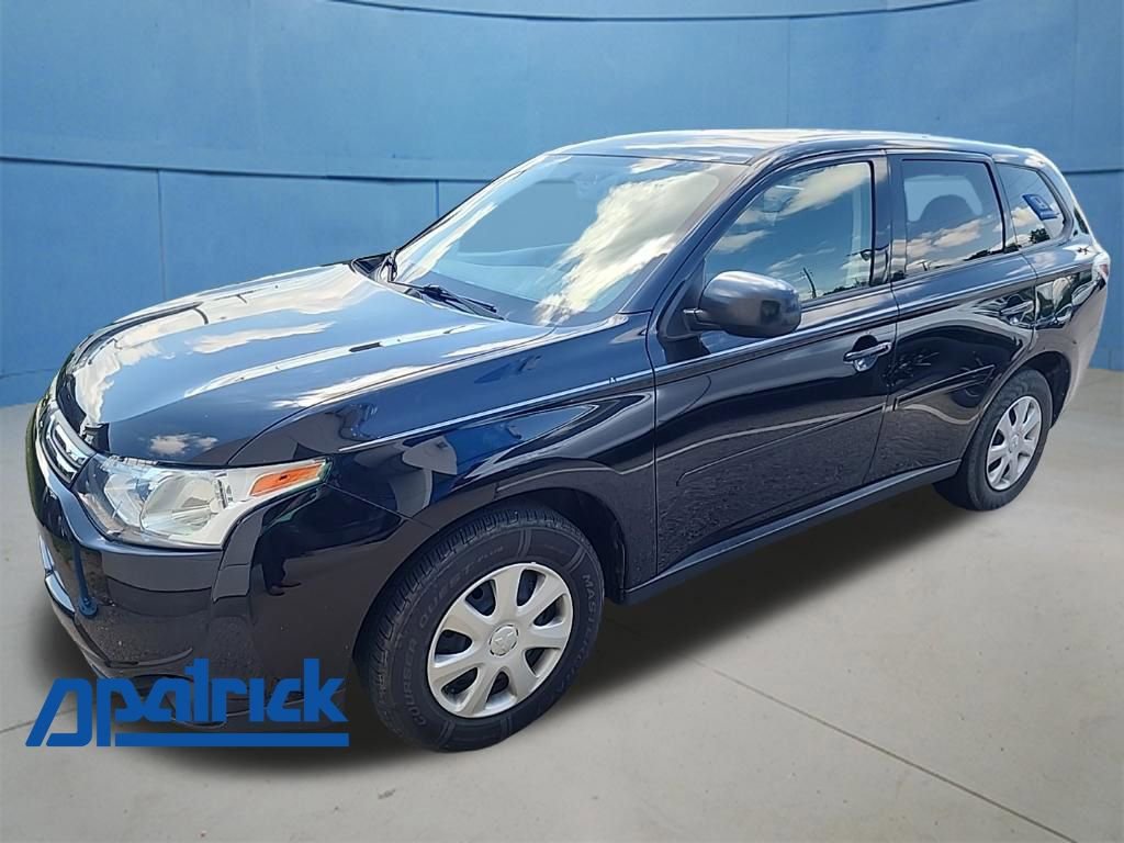Used 2014 Mitsubishi Outlander ES FWD image 1