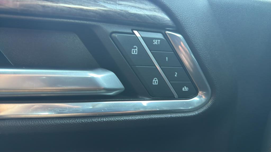 Used 2024 Chevrolet Silverado 1500 LTZ image 24