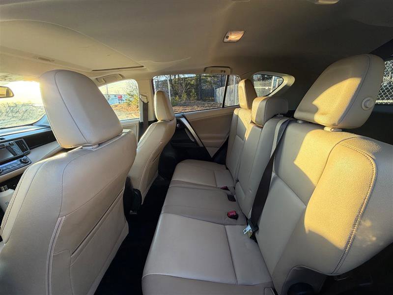 Used 2013 Toyota RAV4 Limited AWD/4WD image 19