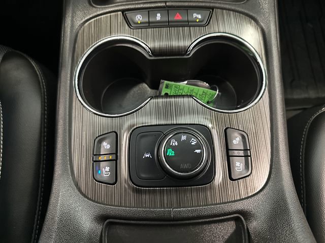 Used 2023 GMC Acadia SLT w/ Elevation Edition image 29