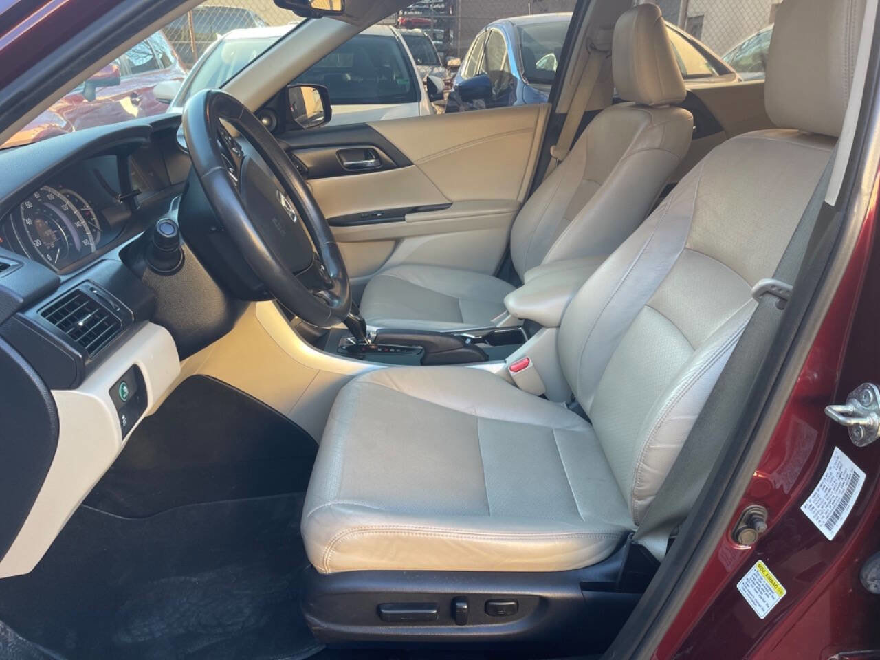 Used 2013 Honda Accord EX-L image 11