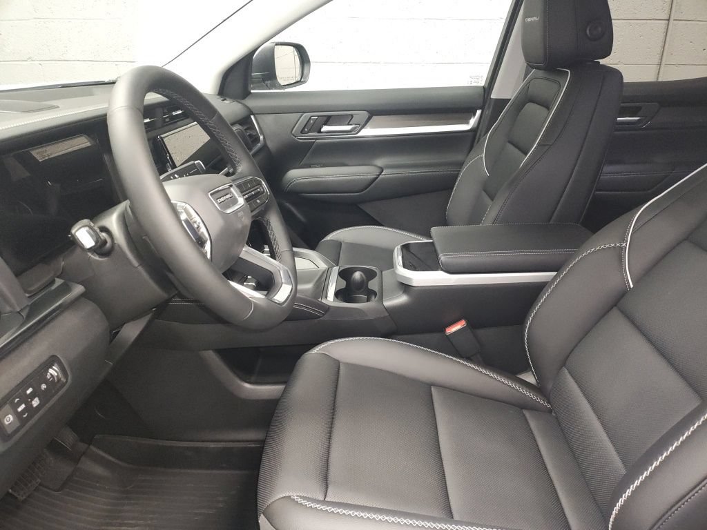 New 2027 GMC Terrain Denali w/ LPO, Floor Liner Package AWD/4WD image 22