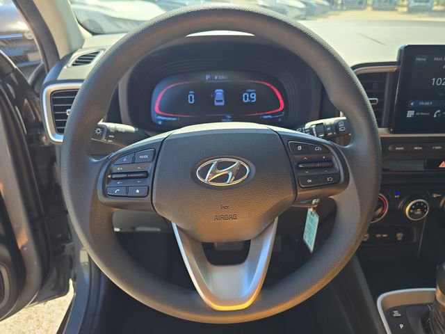 Used 2023 Hyundai Venue SE image 29