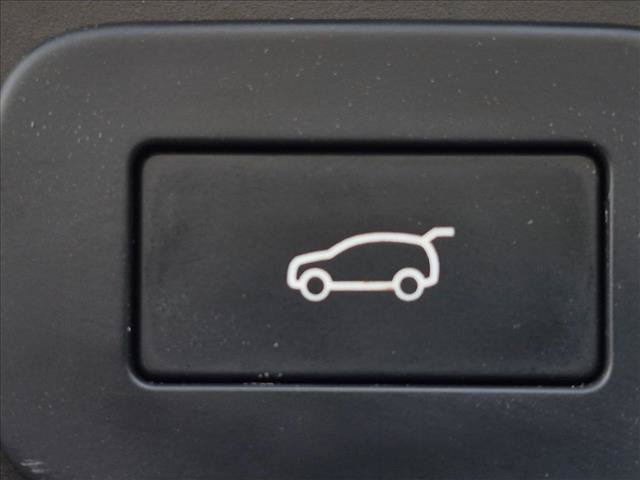 Used 2026 Land Rover Range Rover Velar S AWD/4WD image 17