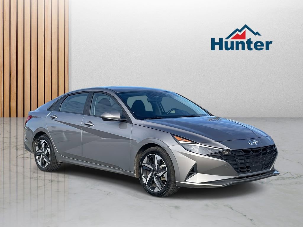 Used 2023 Hyundai Elantra SEL w/ Convenience Package