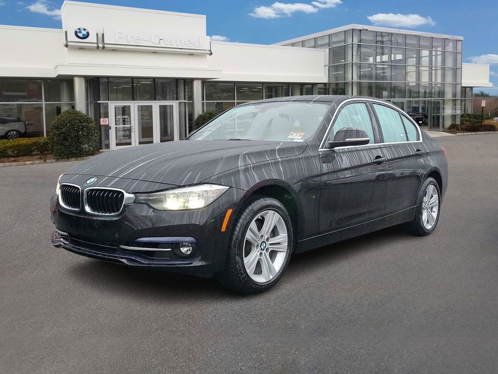 Used 2017 BMW 330i xDrive Sedan image 1