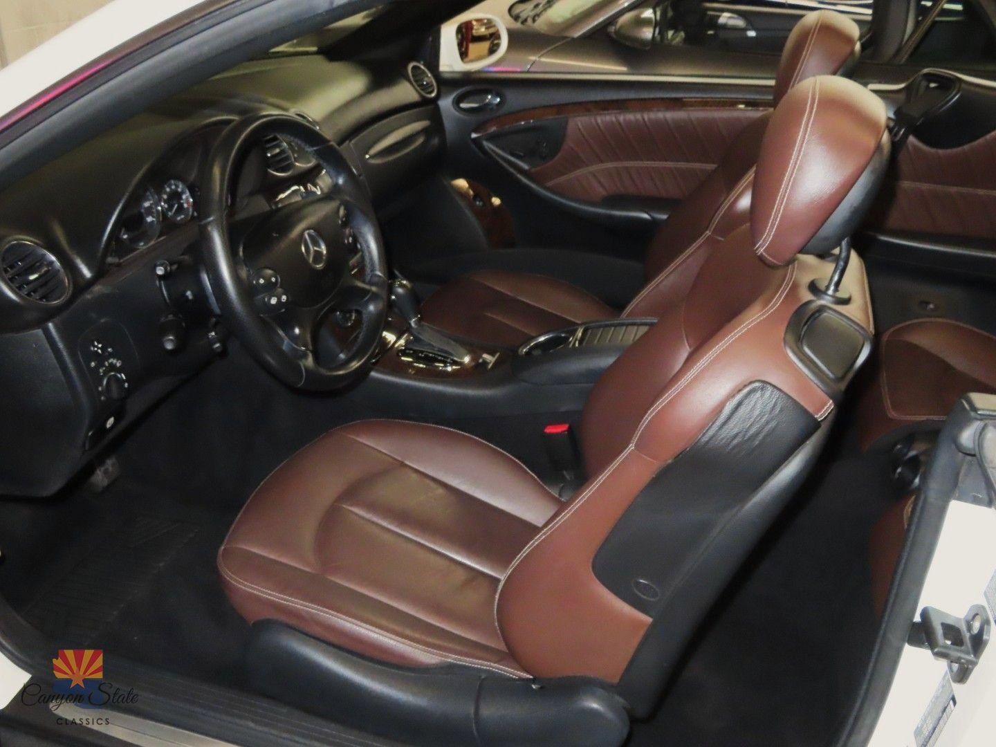 Used 2009 Mercedes-Benz CLK 350 Cabriolet image 3