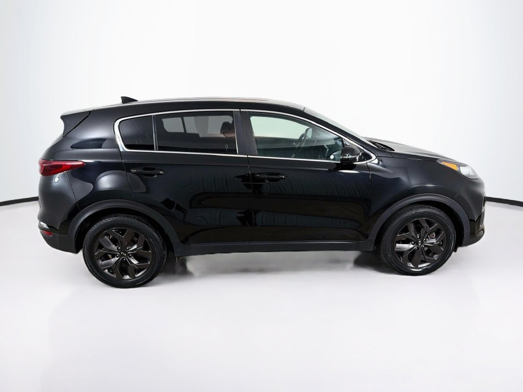 Used 2022 Kia Sportage LX w/ LX FWD Value Edition Package image 4