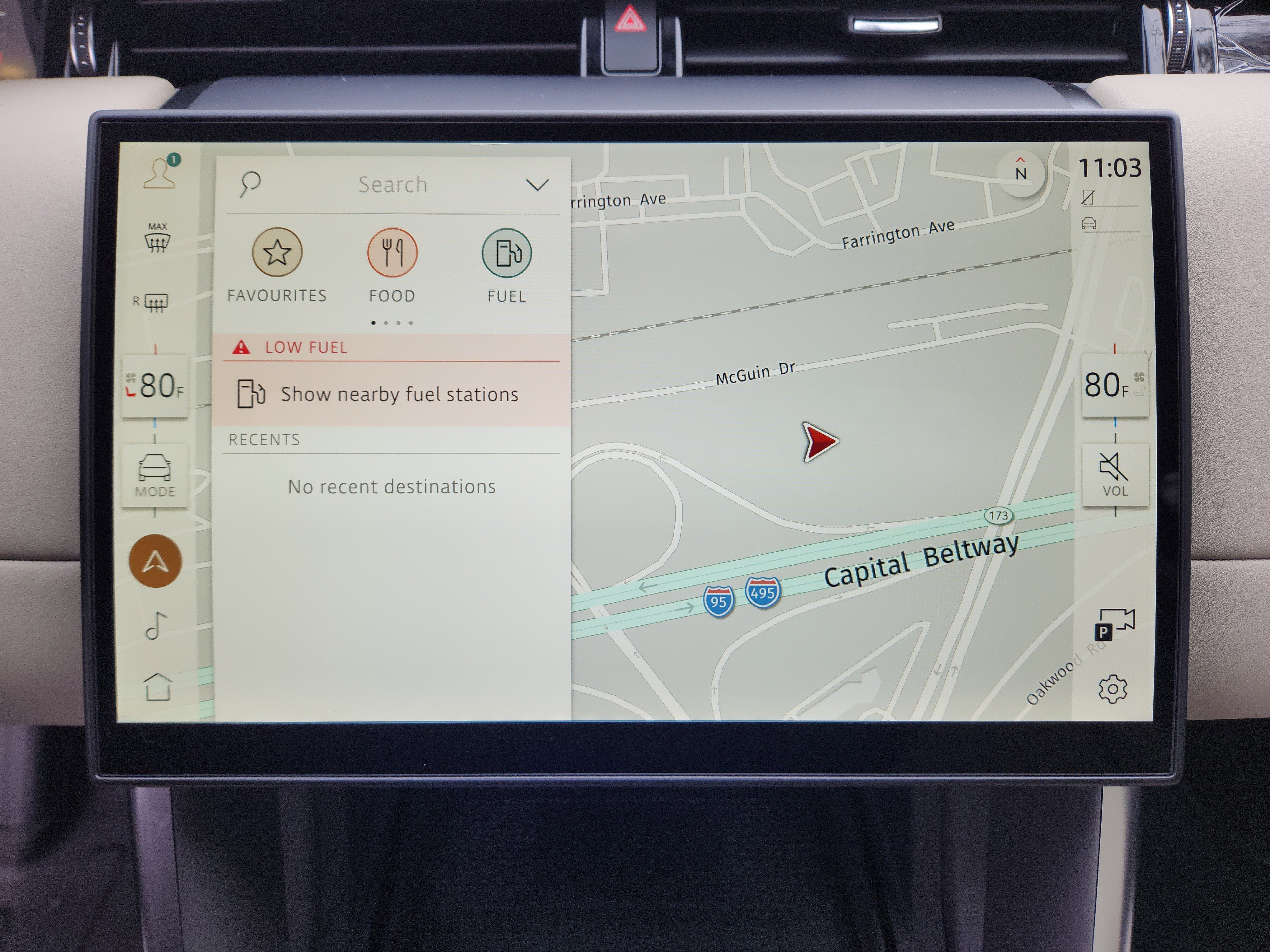 New 2025 Land Rover Discovery Sport S image 21