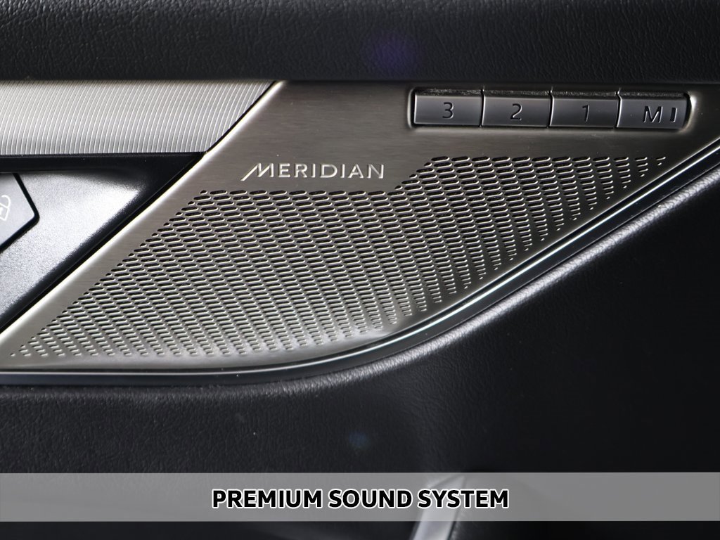 Used 2024 Jaguar F-PACE R-Dynamic S image 5