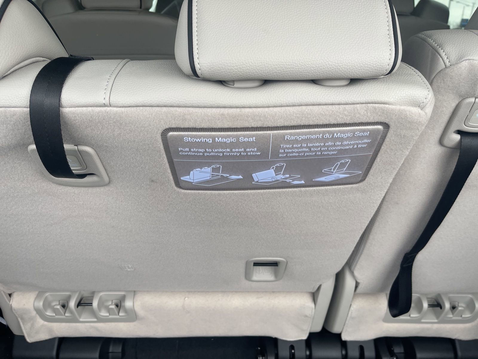 New 2026 Honda Odyssey Touring image 18