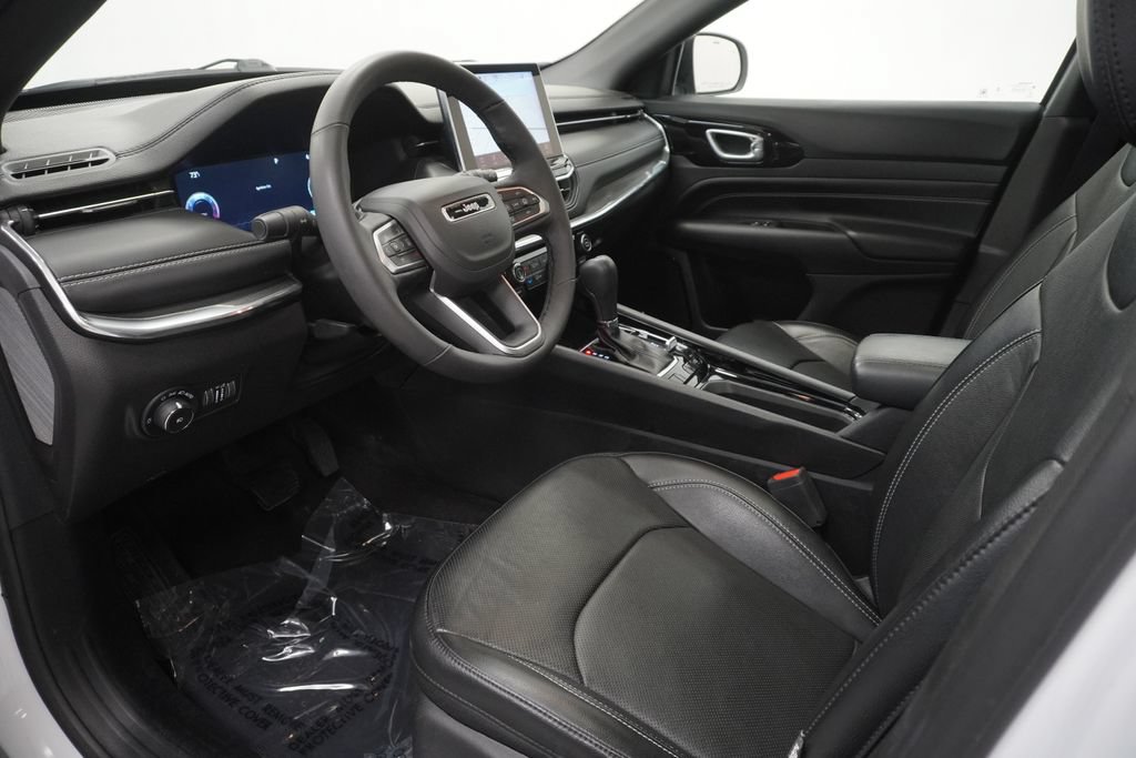Certified 2023 Jeep Compass High Altitude w/ Driver Assist Group I AWD/4WD image 12
