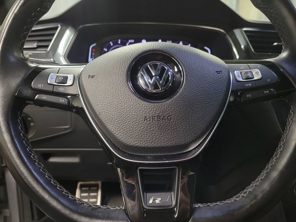Used 2020 Volkswagen Tiguan SEL Premium R-Line AWD/4WD image 21