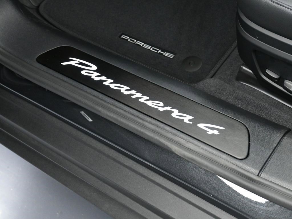 New 2026 Porsche Panamera 4 image 16