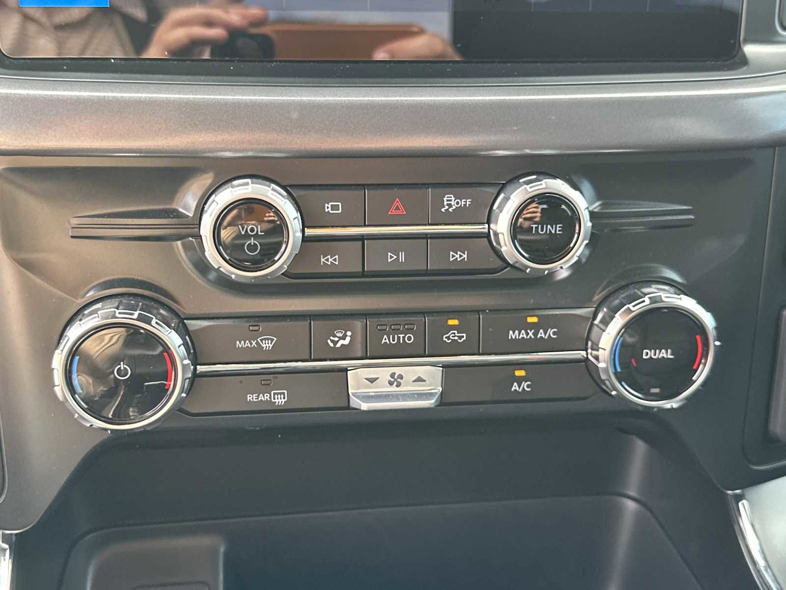 Used 2025 Ford F150 XLT w/ Equipment Group 301A Standard image 21