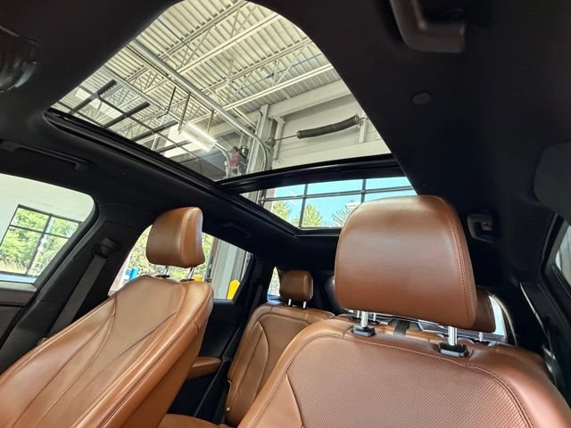 Used 2022 Lincoln Nautilus Reserve AWD/4WD image 23
