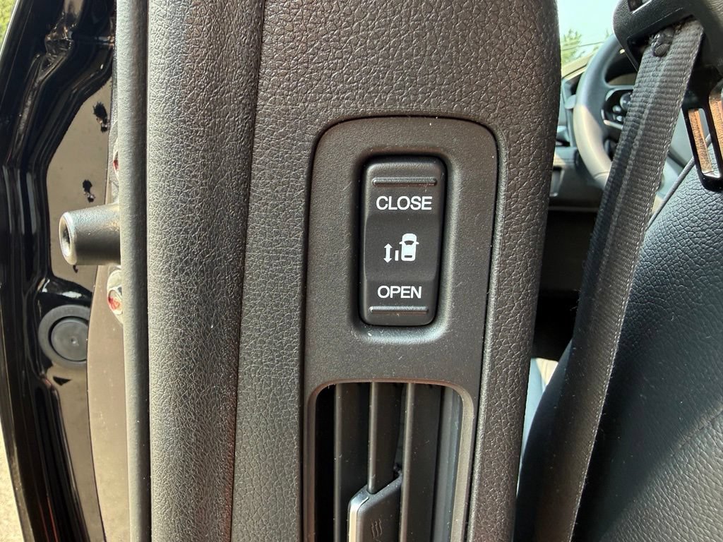 Used 2024 Honda Odyssey Elite image 15