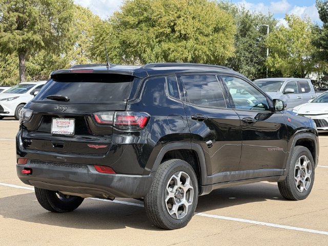Used 2022 Jeep Compass Trailhawk w/ Trailhawk Elite Group AWD/4WD image 3