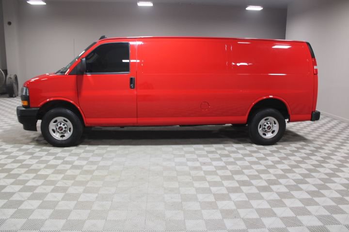 Used 2024 GMC Savana 3500 Extended image 7