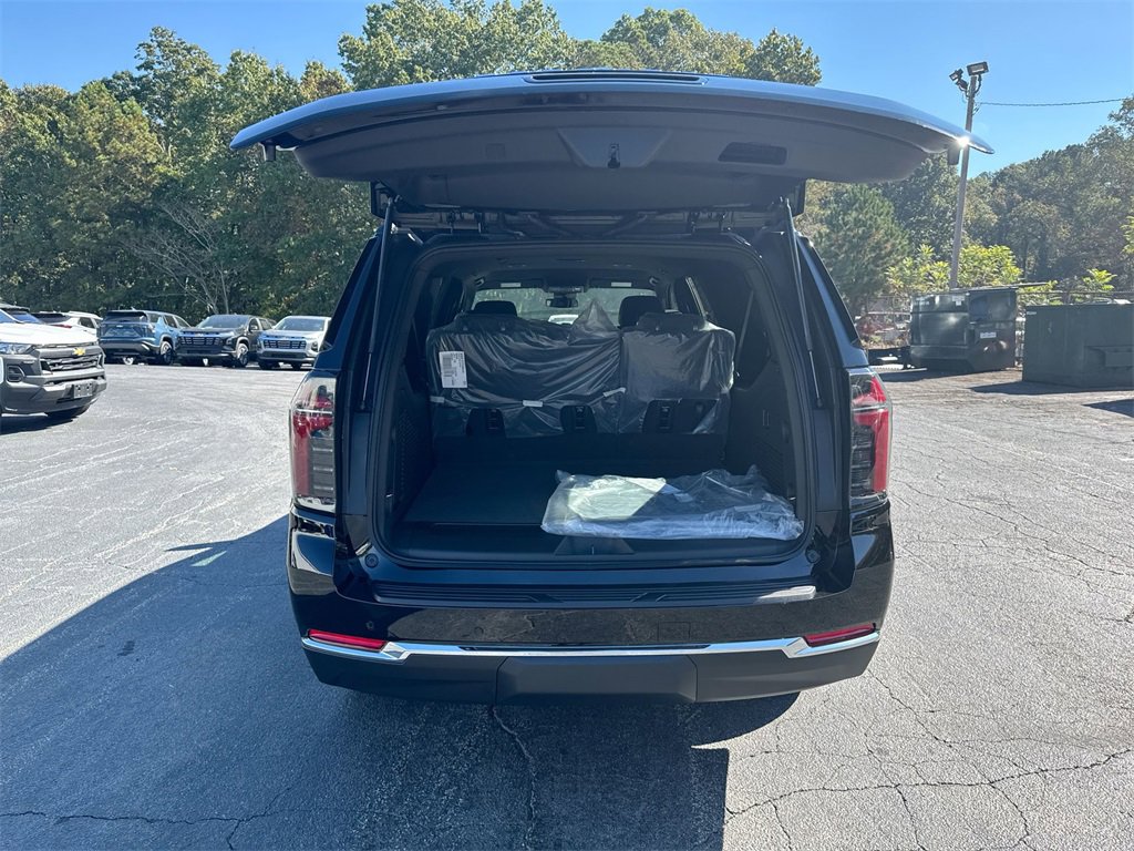 New 2026 Chevrolet Suburban LS image 35