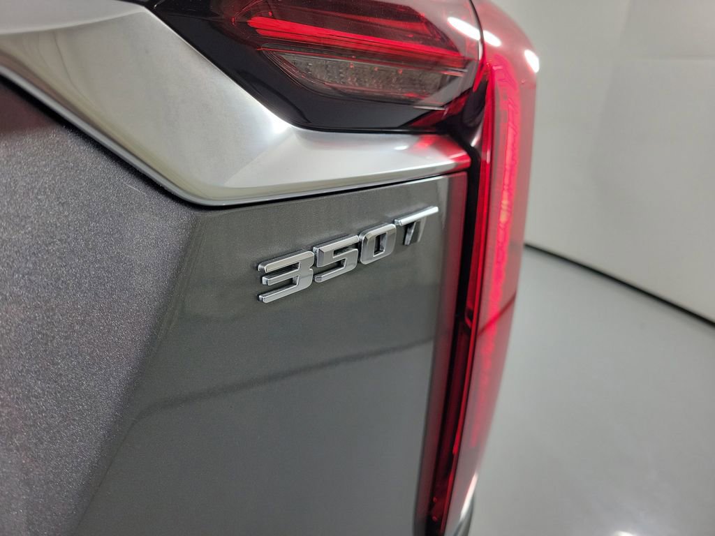 Certified 2024 Cadillac XT6 Luxury w/ LPO, Floor Liner Package FWD image 5