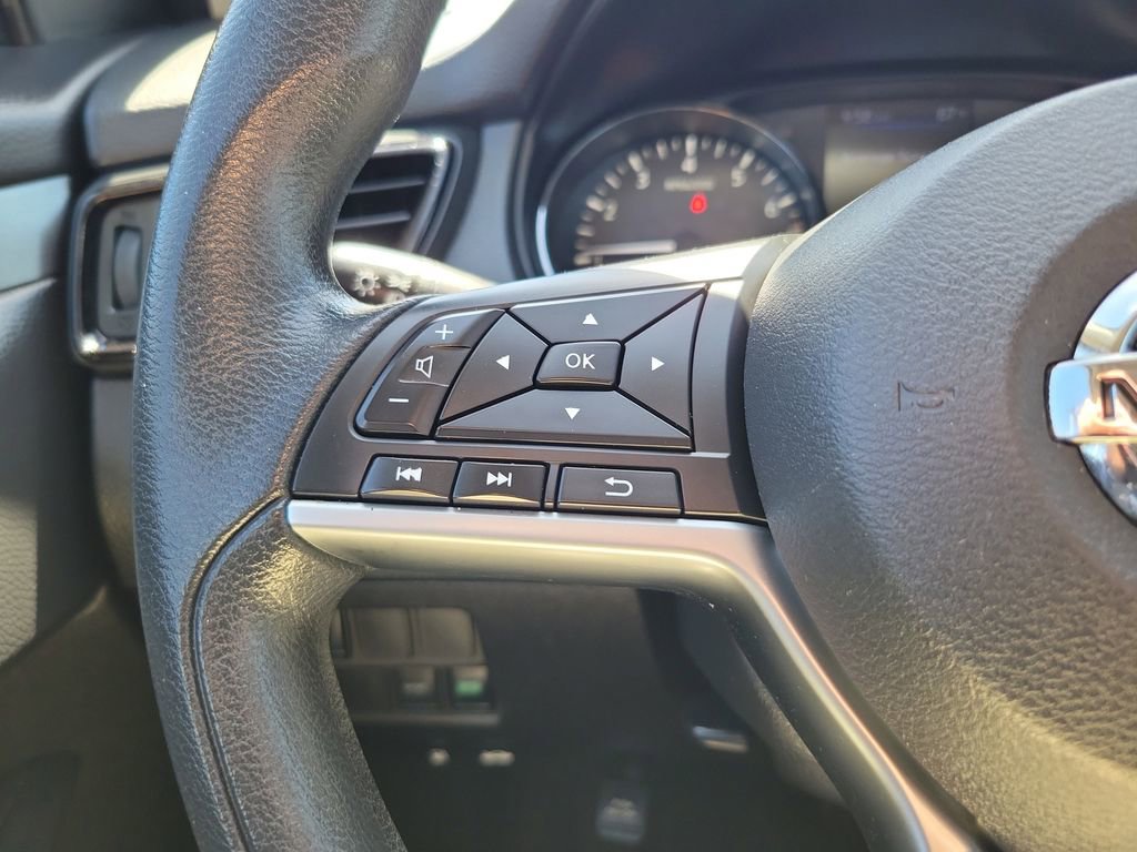 Used 2020 Nissan Rogue Sport S FWD image 24