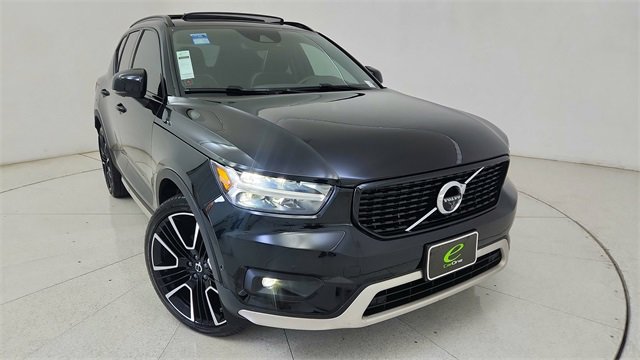 Used 2021 Volvo XC40 T5 R-Design