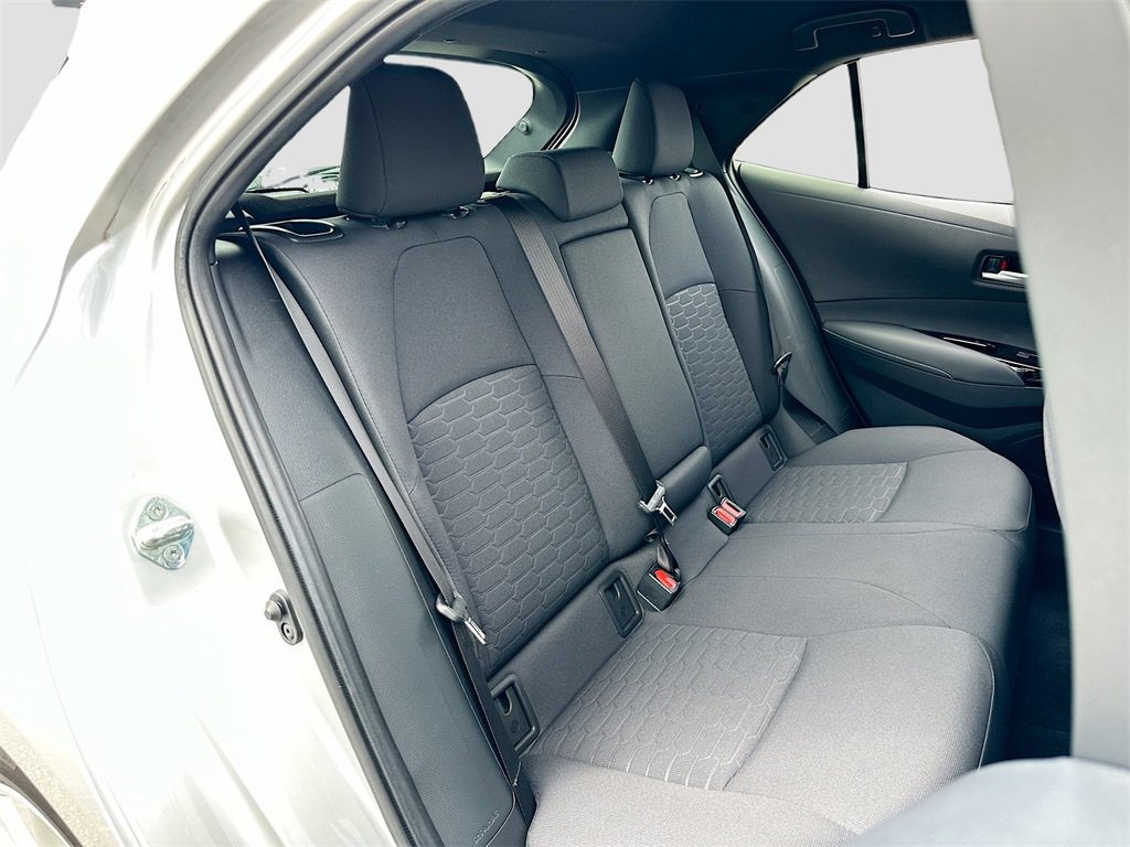Used 2023 Toyota Corolla SE w/ SE Premium Package image 24