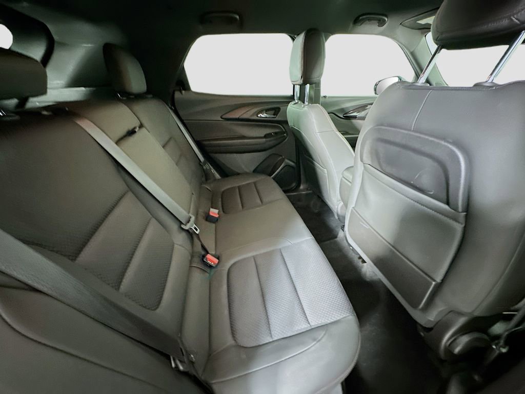 Used 2022 Chevrolet TrailBlazer RS w/ Technology Package image 25