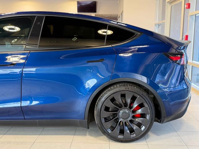 Used 2022 Tesla Model Y Performance image 9