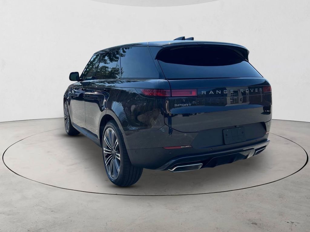 New 2026 Land Rover Range Rover Sport SE image 3