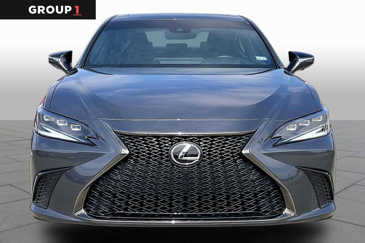 Certified 2024 Lexus ES 350 F Sport w/ Accessory Package (Z2) FWD image 4