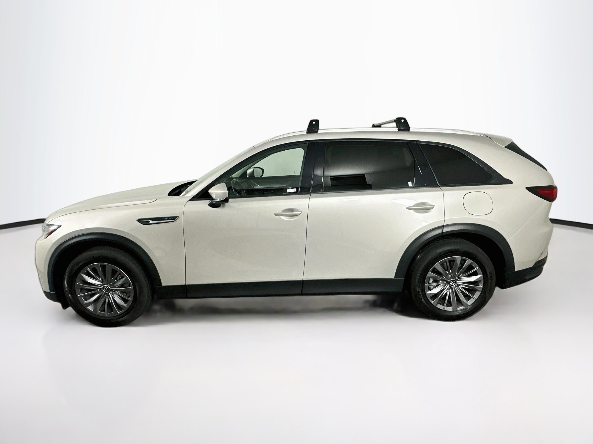 Used 2025 MAZDA CX-90 Plug-In Hybrid w/ Preferred AWD/4WD image 4